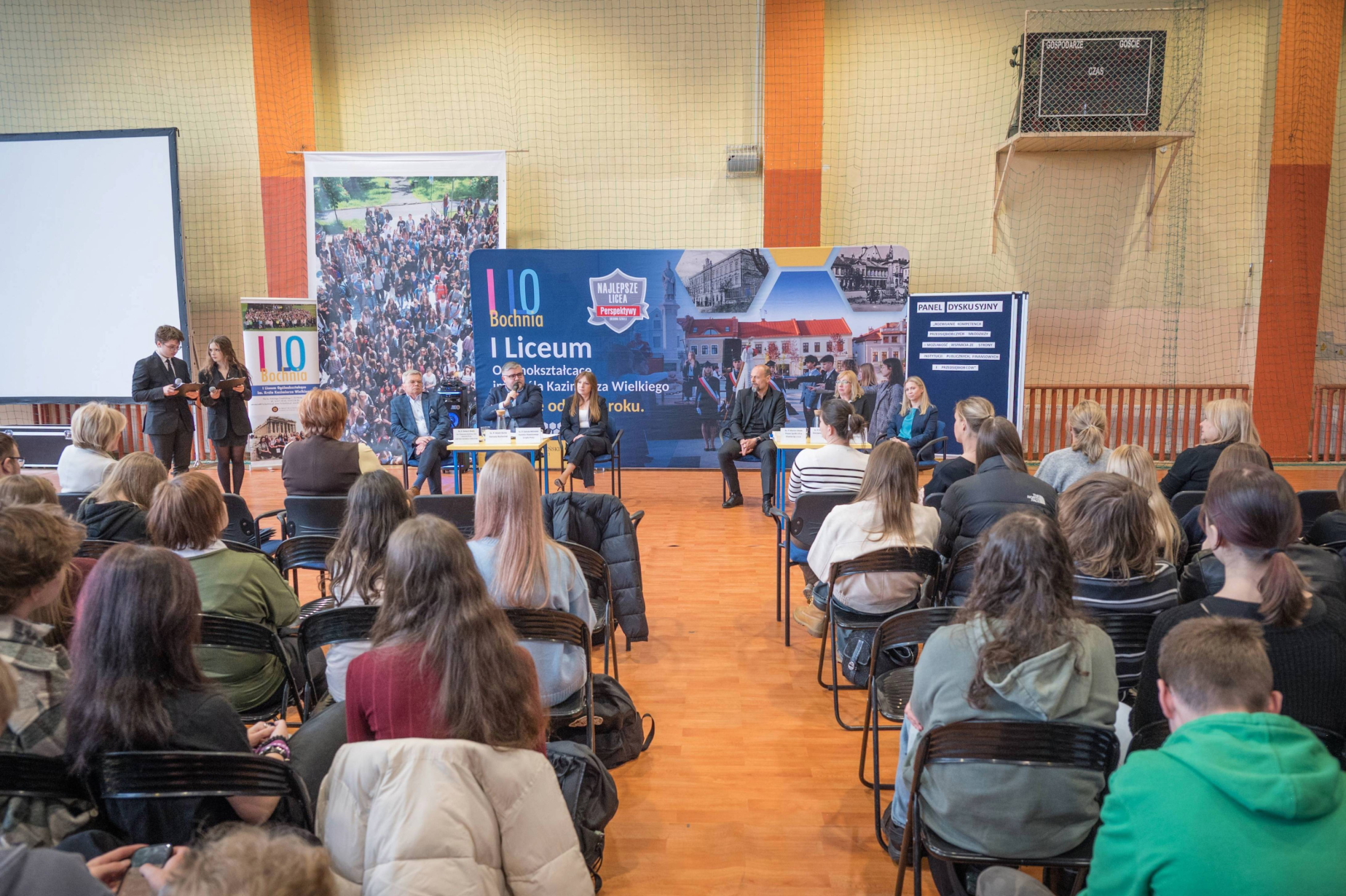 Przedsiębiorcza młodzież gotowa na wyzwania – panel dyskusyjny w I LO Bochnia