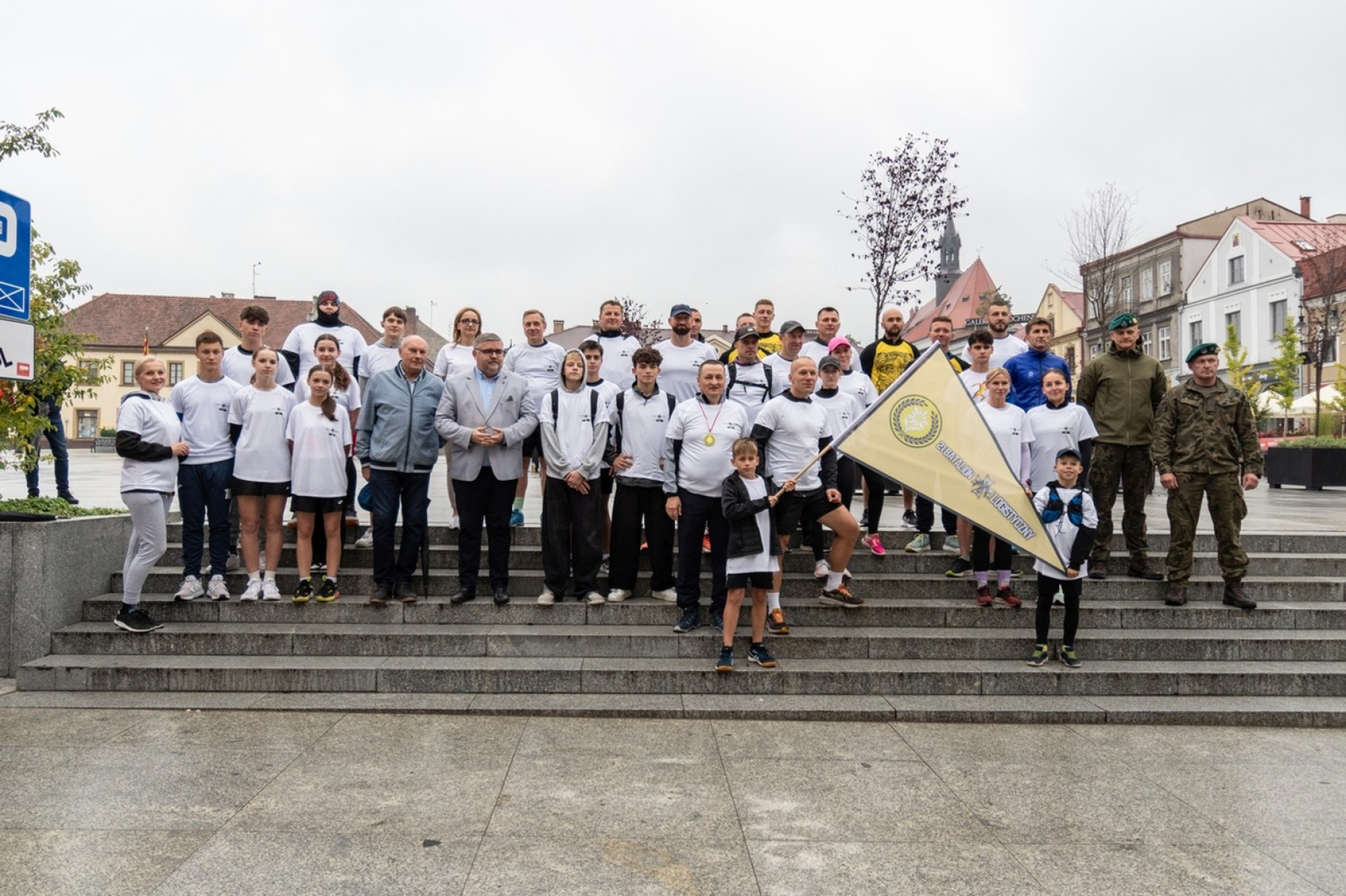 Uczestnicy biegu sztafetowego z Bochni do Sanoka