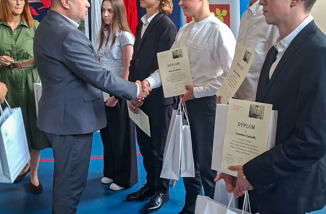 IX Konkurs o Rotmistrzu Pileckim w Jodłówce. Młodzież udowodniła swoją historyczną wiedzę
