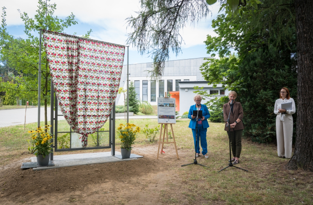 Okno na Saarlouis już w Bochni. Symbol 25 lat przyjaźni i współpracy
