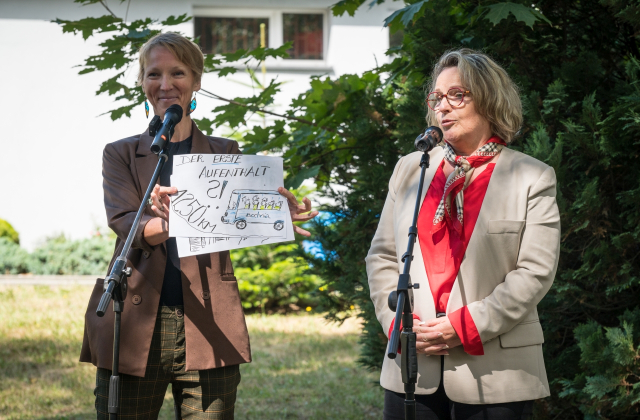 Okno na Saarlouis już w Bochni. Symbol 25 lat przyjaźni i współpracy
