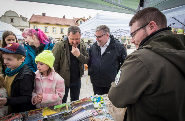 Drzewa za makulaturę - V Piknik Ekologiczny za nami