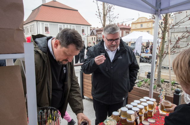 Drzewa za makulaturę - V Piknik Ekologiczny za nami