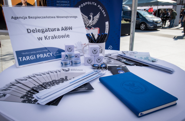 Targi Pracy Służb Mundurowych w Bochni – „Służba z pasją, praca z misją” 