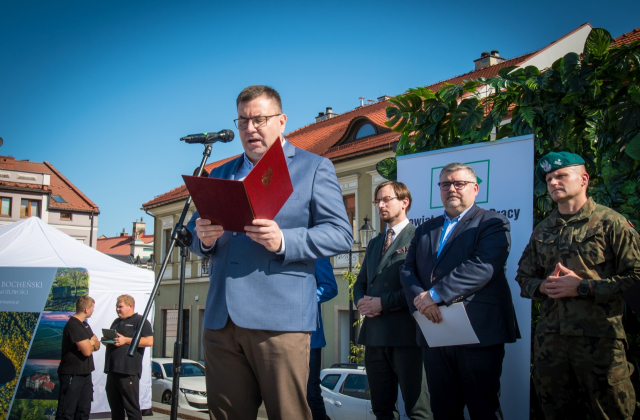 Targi Pracy Służb Mundurowych w Bochni – „Służba z pasją, praca z misją” 
