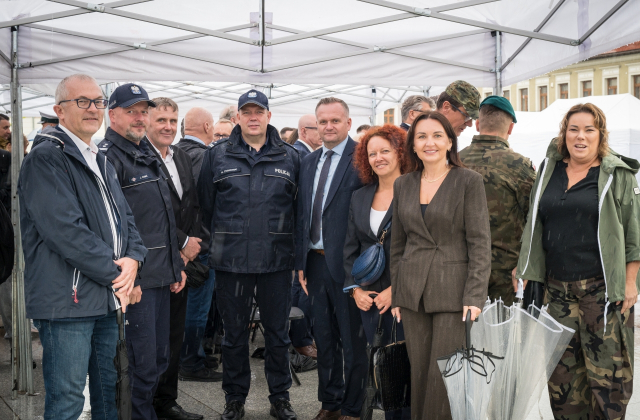 Bocheński rynek pełen mundurów. Targi pracy służb mundurowych za nami