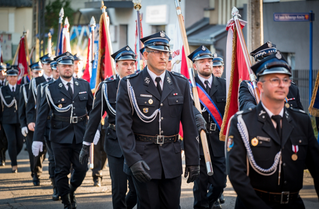 Strażacy i służby mundurowe pielgrzymowali do bocheńskiej bazyliki