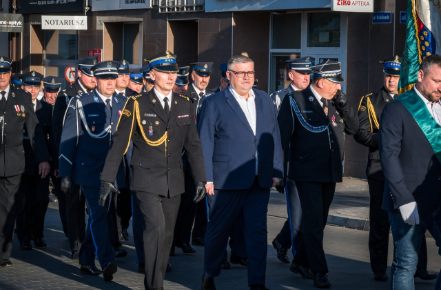 Strażacy i służby mundurowe pielgrzymowali do bocheńskiej bazyliki