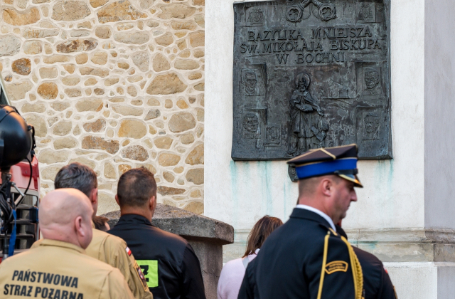 Strażacy i służby mundurowe pielgrzymowali do bocheńskiej bazyliki
