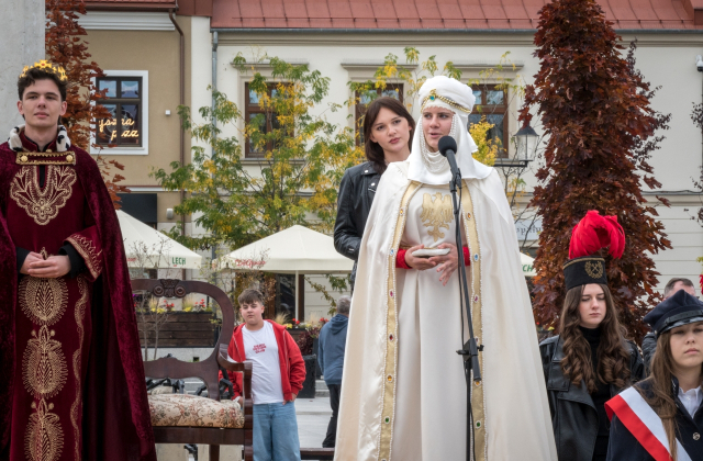 Ślubowanie pierwszoklasistów I LO na bocheńskim rynku