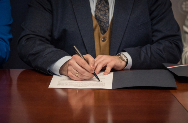 Podpisano umowy na kolejne miliony dla Powiatu Bocheńskiego