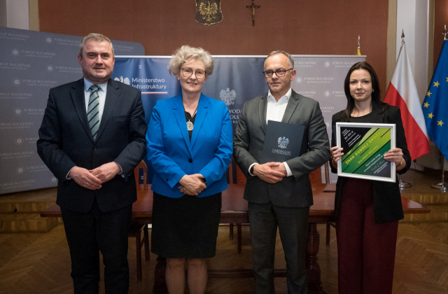 Podpisano umowy na kolejne miliony dla Powiatu Bocheńskiego