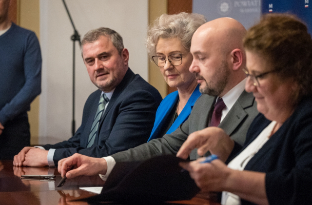 Podpisano umowy na kolejne miliony dla Powiatu Bocheńskiego
