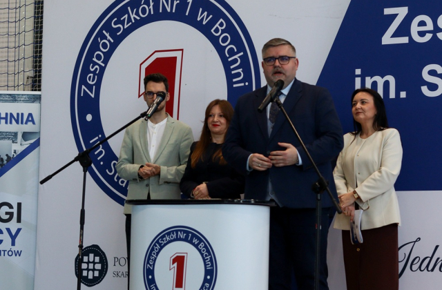 V Targi Pracy w „Mechaniku” – spotkanie uczniów z pracodawcami