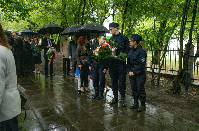 87. rocznica agresji sowieckiej na Polskę - uroczystość na cmentarzu św. Rozalii