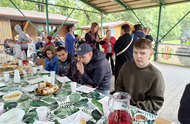 Pożegnanie lata w Chodenicach – uczniowie SOSW spotkali się z motocyklistami