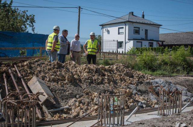 Trwają inwestycje na drogach powiatowych 