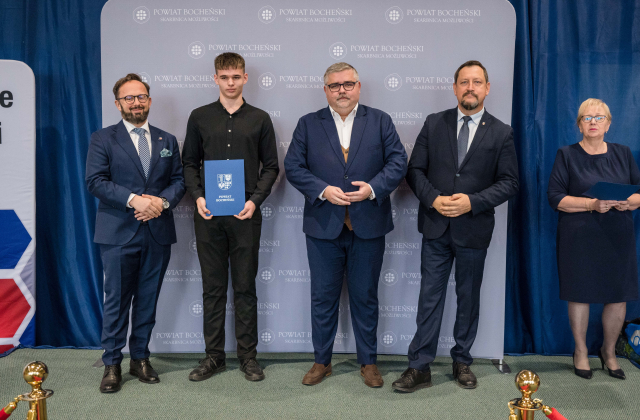 Starosta Bocheński nagrodził uczniów i nauczycieli