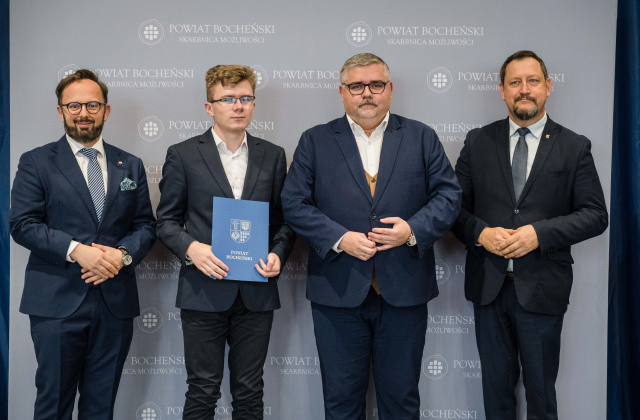 Starosta Bocheński nagrodził uczniów i nauczycieli