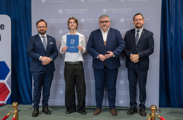 Starosta Bocheński nagrodził uczniów i nauczycieli