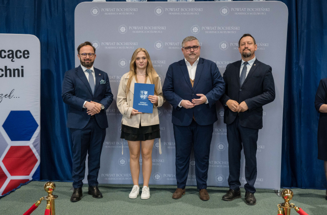 Starosta Bocheński nagrodził uczniów i nauczycieli