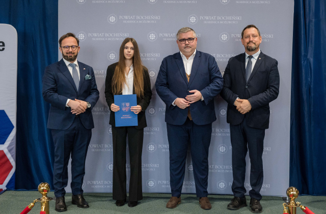 Starosta Bocheński nagrodził uczniów i nauczycieli