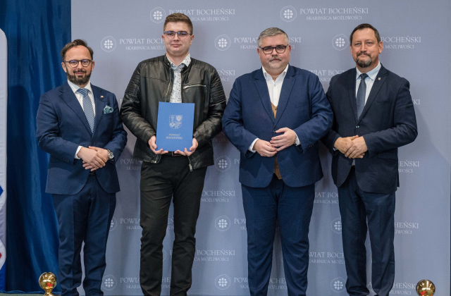 Starosta Bocheński nagrodził uczniów i nauczycieli