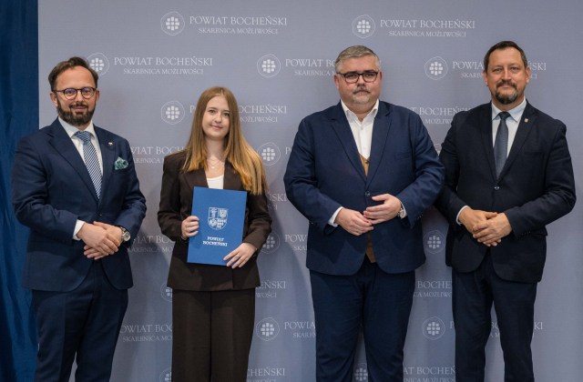 Starosta Bocheński nagrodził uczniów i nauczycieli