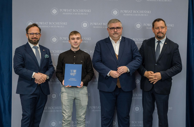 Starosta Bocheński nagrodził uczniów i nauczycieli
