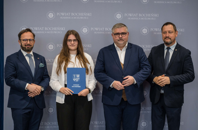Starosta Bocheński nagrodził uczniów i nauczycieli