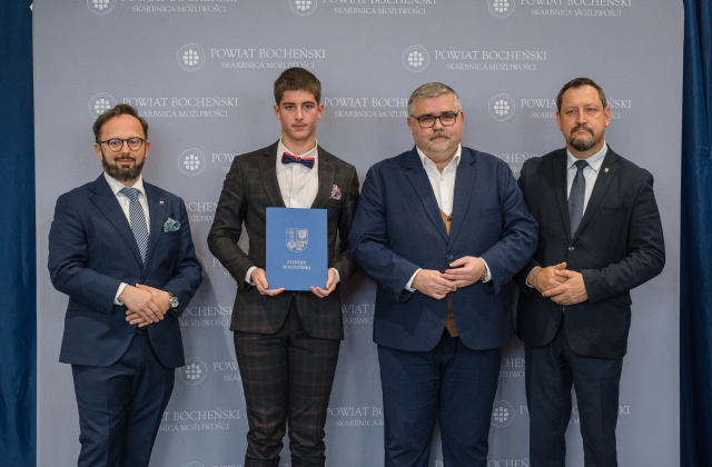 Starosta Bocheński nagrodził uczniów i nauczycieli