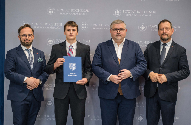 Starosta Bocheński nagrodził uczniów i nauczycieli