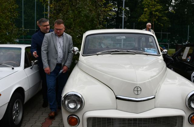 II Powiatowy Zlot Pojazdów Zabytkowych
