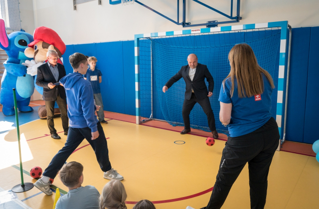 Niebieskie Igrzyska w Krzeczowie Uzupełnij i zapisz enterem lub klikając w ikonkę ->