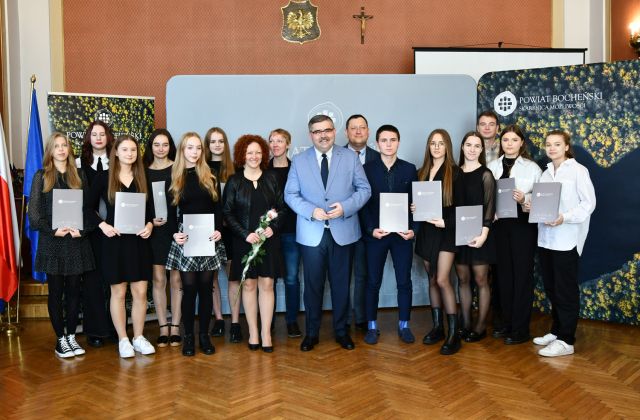 Wręczono stypendia Starosty Bocheńskiego