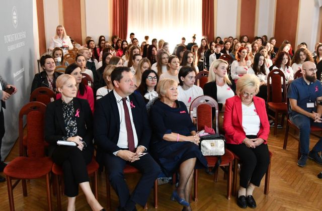 Dotykam, badam, żyję...