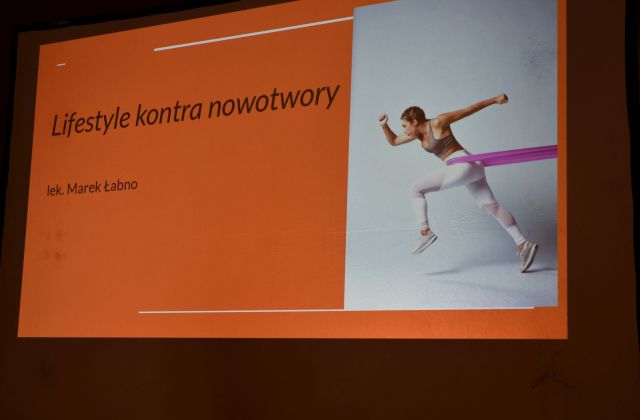 Dotykam, badam, żyję...