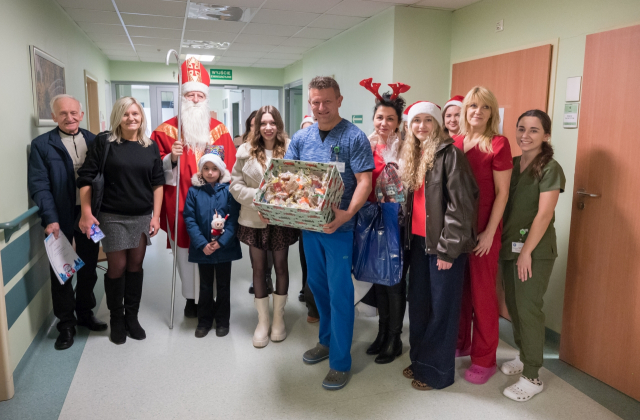 Mikołaj odwiedził oddział dziecięcy bocheńskiego szpitala