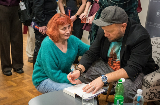 Zaginięcia, które bolą. Spotkanie autorskie z Szymonem J. Wróblem