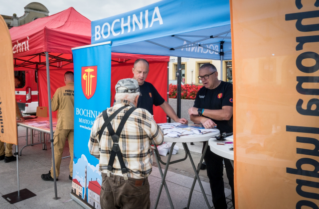 Jak rozpoznać alarm? Gdzie znaleźć schronienie? Mieszkańcy Bocheńszczyzny sprawdzili swoją wiedzę