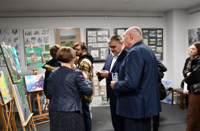 Finisaż wystawy prac powstałych podczas pleneru malarskiego