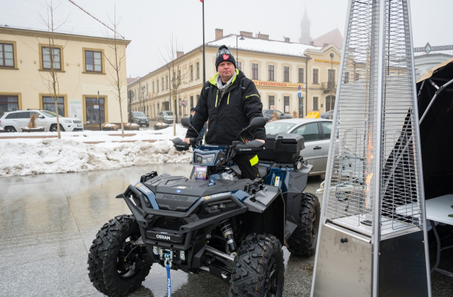 Bocheńszczyzna zagrała z WOŚP – mimo chłodu, z gorącym sercem. Zebrano ponad 142 tysiące złotych!