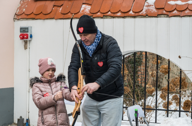 Bocheńszczyzna zagrała z WOŚP – mimo chłodu, z gorącym sercem. Zebrano ponad 142 tysiące złotych!