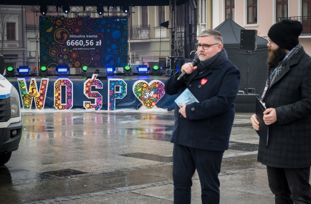 Bocheńszczyzna zagrała z WOŚP – mimo chłodu, z gorącym sercem. Zebrano ponad 142 tysiące złotych!
