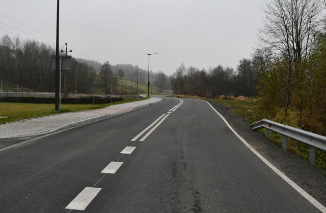Zakończyła się modernizacja drogi powiatowej w Królówce