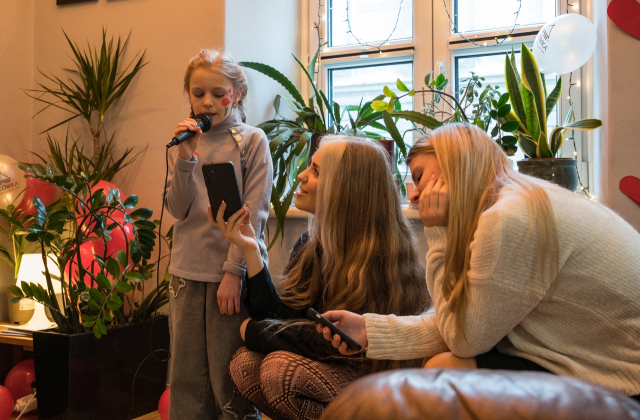 Bocheńszczyzna zagrała z WOŚP – mimo chłodu, z gorącym sercem. Zebrano ponad 142 tysiące złotych!