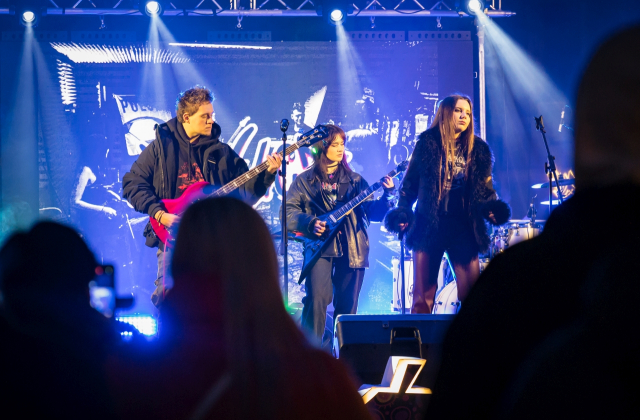 Bocheńszczyzna zagrała z WOŚP – mimo chłodu, z gorącym sercem. Zebrano ponad 142 tysiące złotych!