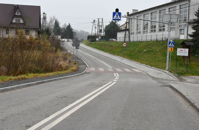 Zakończyła się modernizacja drogi powiatowej w Królówce
