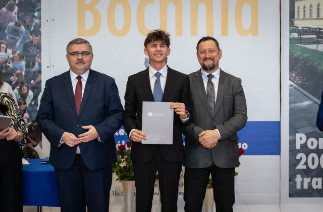 Wręczono stypendia Starosty Bocheńskiego 
