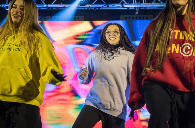 Bocheńszczyzna zagrała z WOŚP – mimo chłodu, z gorącym sercem. Zebrano ponad 142 tysiące złotych!